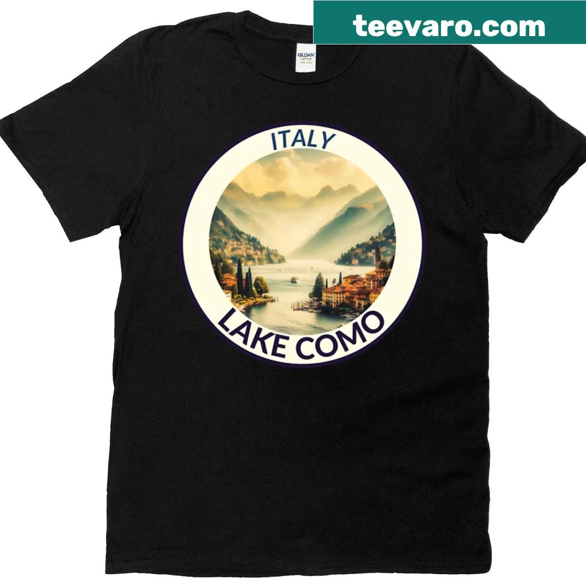 Vintage illustration of Lake Como, Italy on t-shirt — on a men's t-shirt