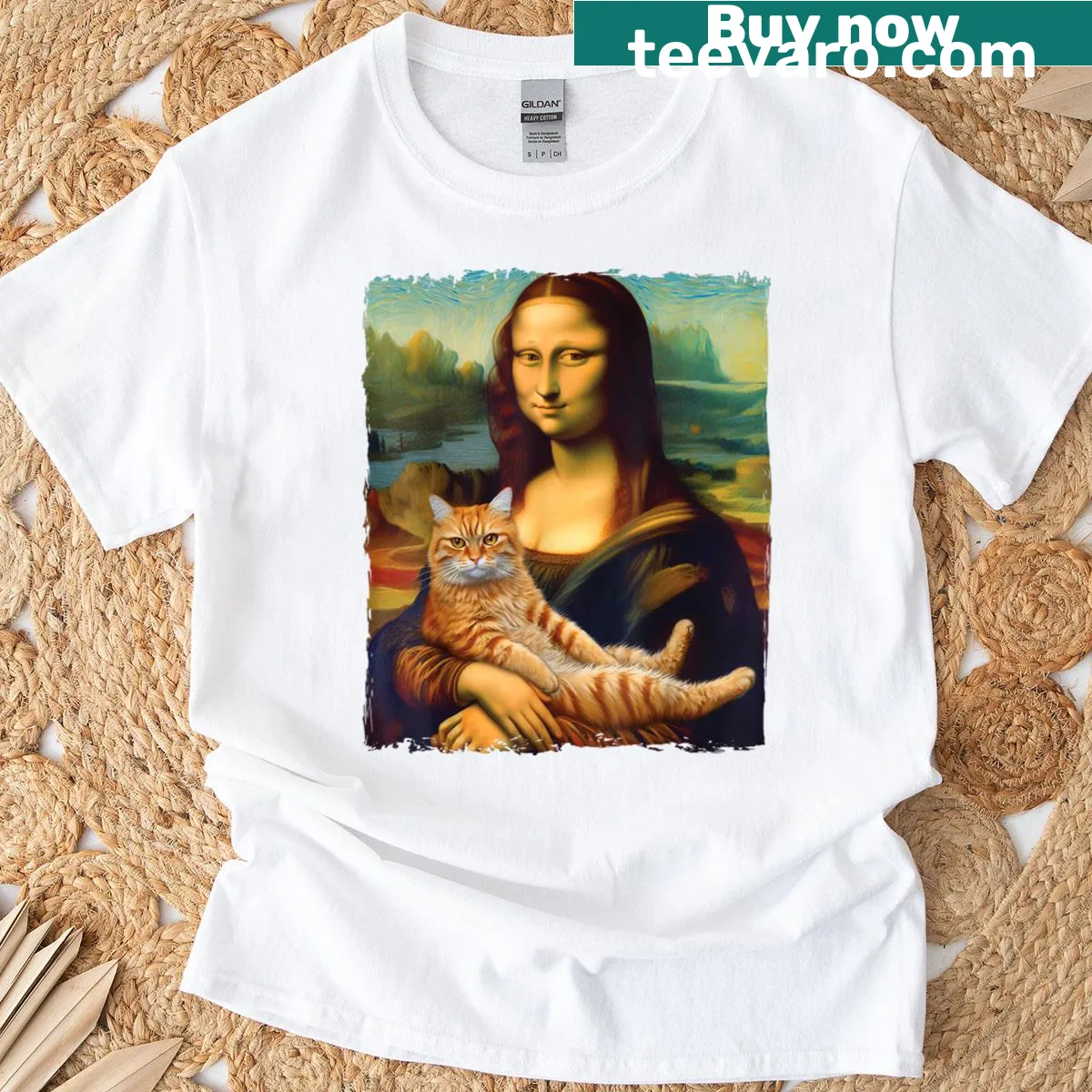 Cat illustration inspired by the Mona Lisa on a T-shirt. — on a men's t-shirt
