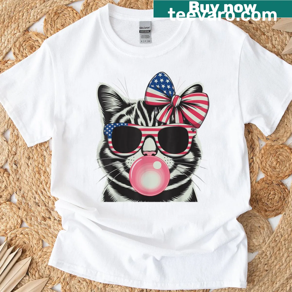Cute cat with American flag bow on a T-shirt, perfect for Fourth of July. — on a men's t-shirt