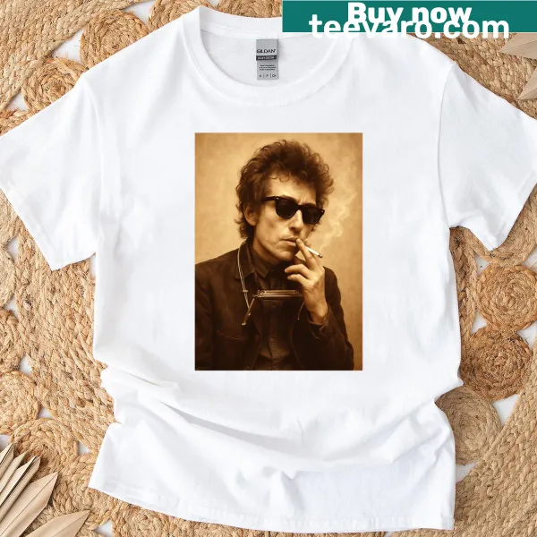 Retro vintage t-shirt with the text 'Dylan Smoke' in distressed style