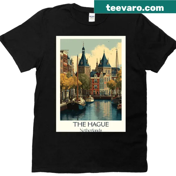 Vintage-style t-shirt featuring The Hague's Binnenhof and Hofvijver