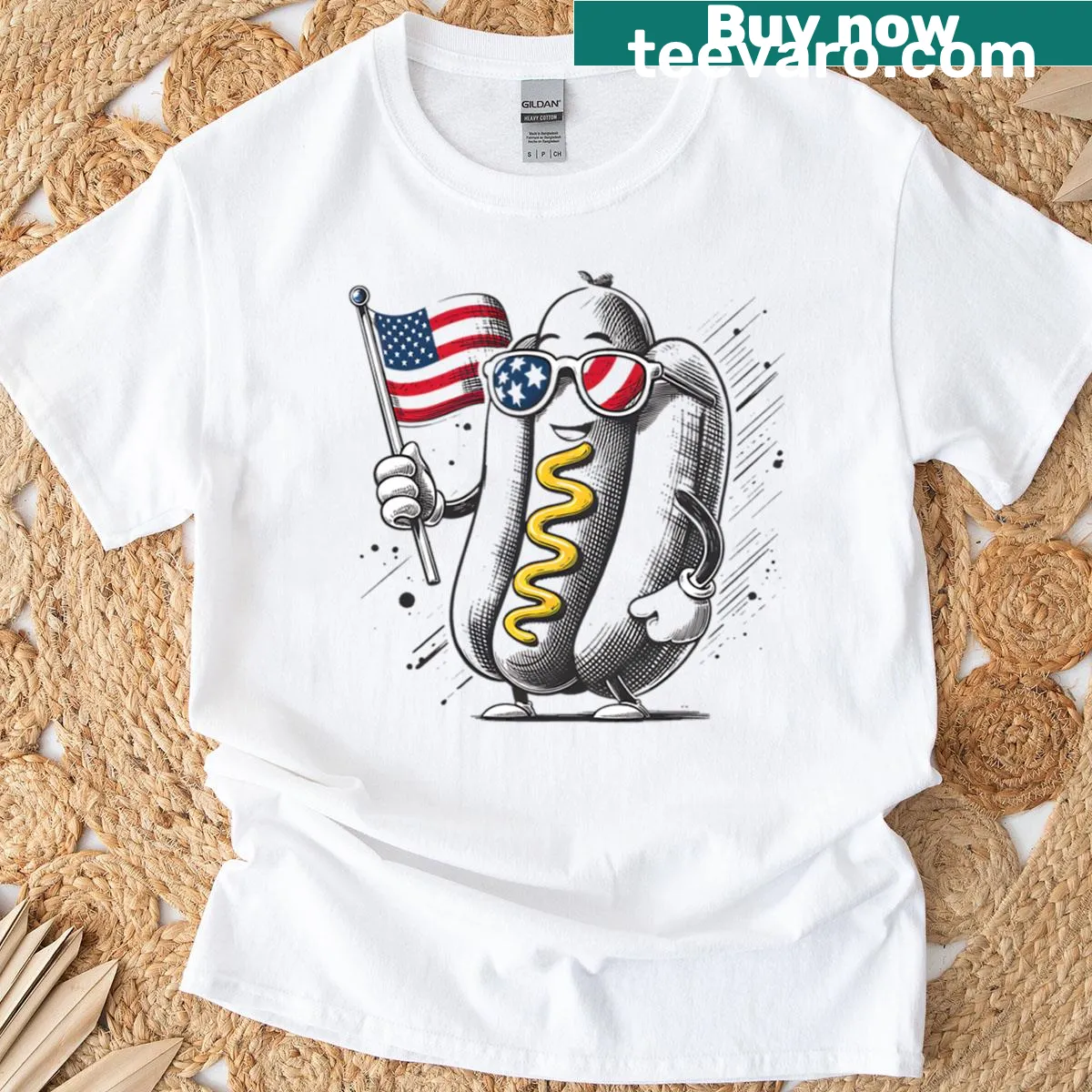 Retro hotdog graphic with USA flag for the 4th of July — on a men's t-shirt