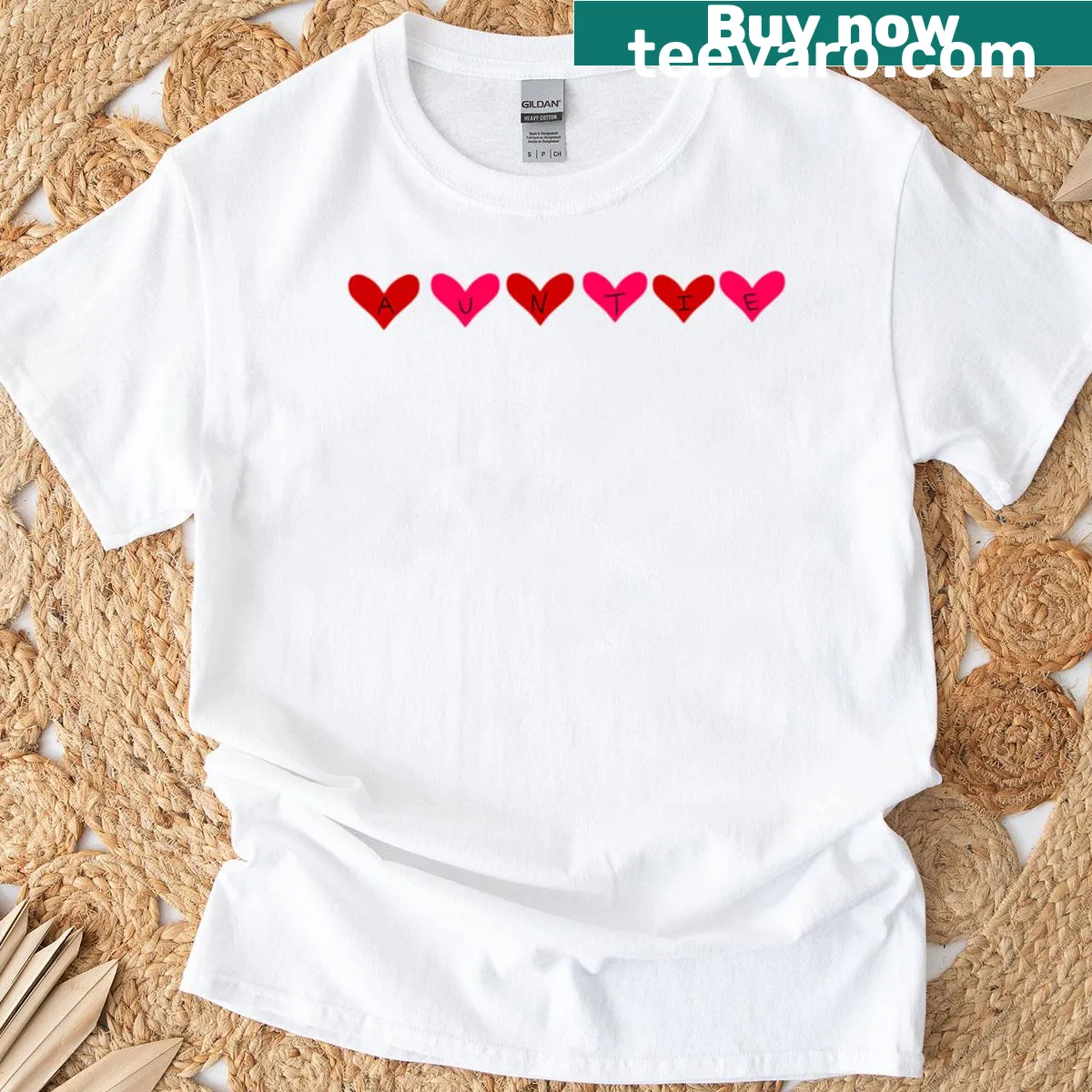 Auntie T-shirt with heart letters in red and pink design — on a men's t-shirt