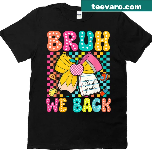 Playful T-shirt featuring a pencil and bow for 3rd graders.