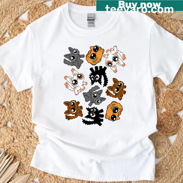 Kitten pattern graphic T-shirt featuring cute kittens