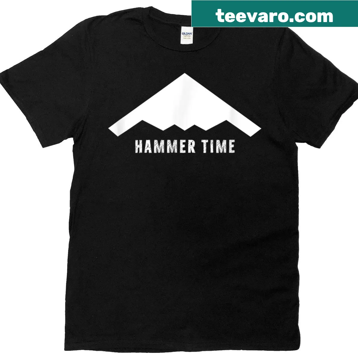 Illustration of the B-2 stealth aircraft on t-shirt — on a men's t-shirt