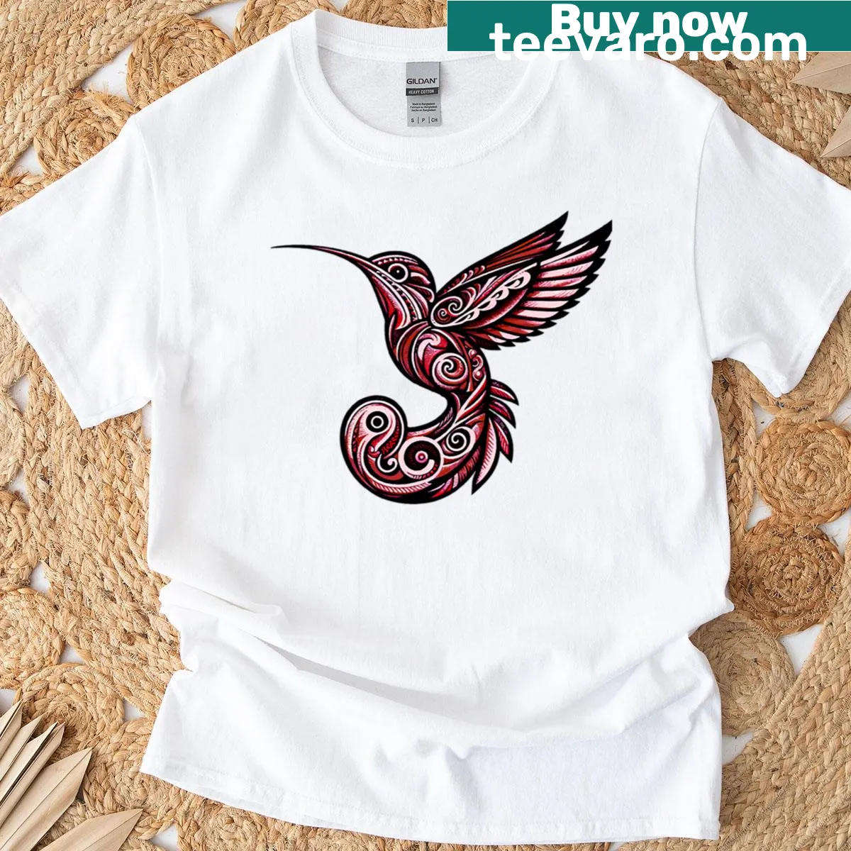 Illustration of a hummingbird with Maori tribal patterns on T-shirt — on a men's t-shirt
