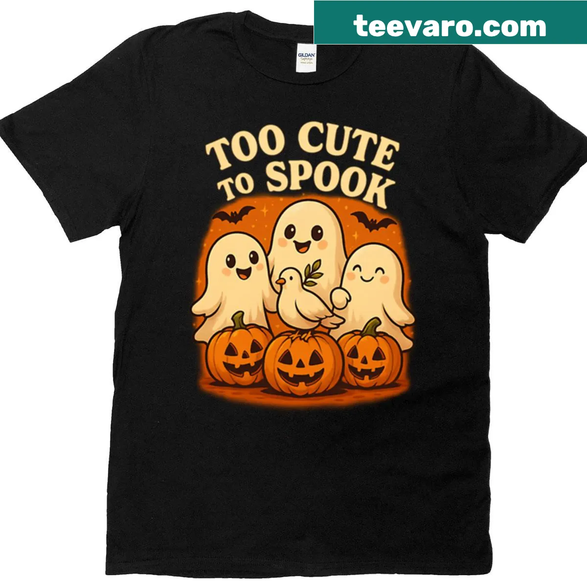 Retro Halloween T-shirt with cute ghosts and pumpkins — on a men's t-shirt