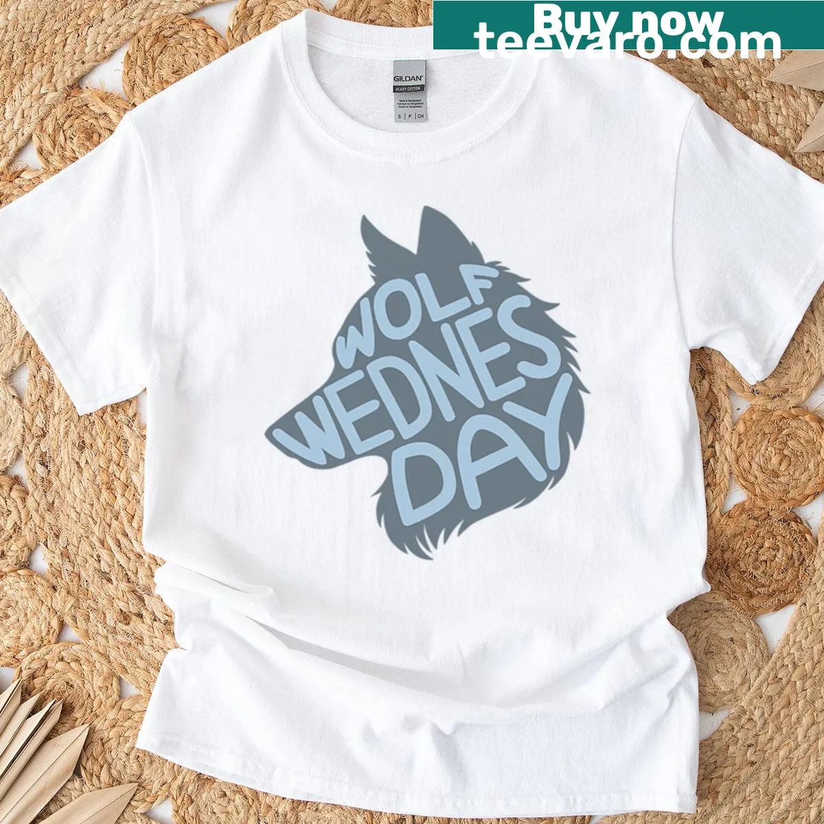 Silhouette of a wolf's head on a T-shirt — on a men's t-shirt