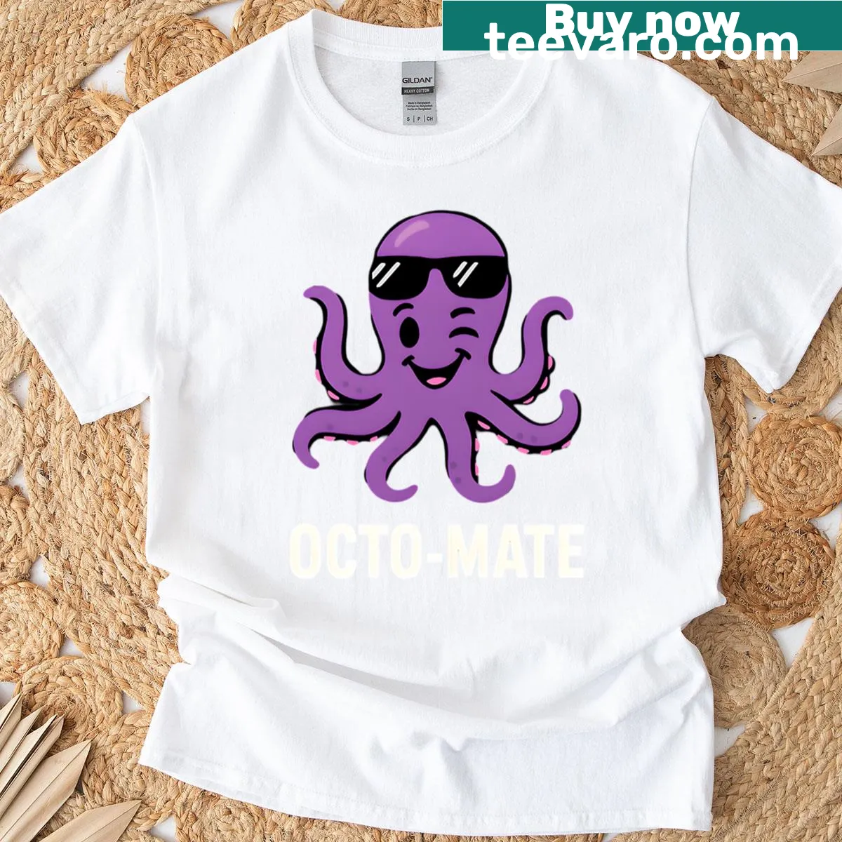 Cartoon octopus wearing sunglasses oversized T-shirt — on a men's t-shirt