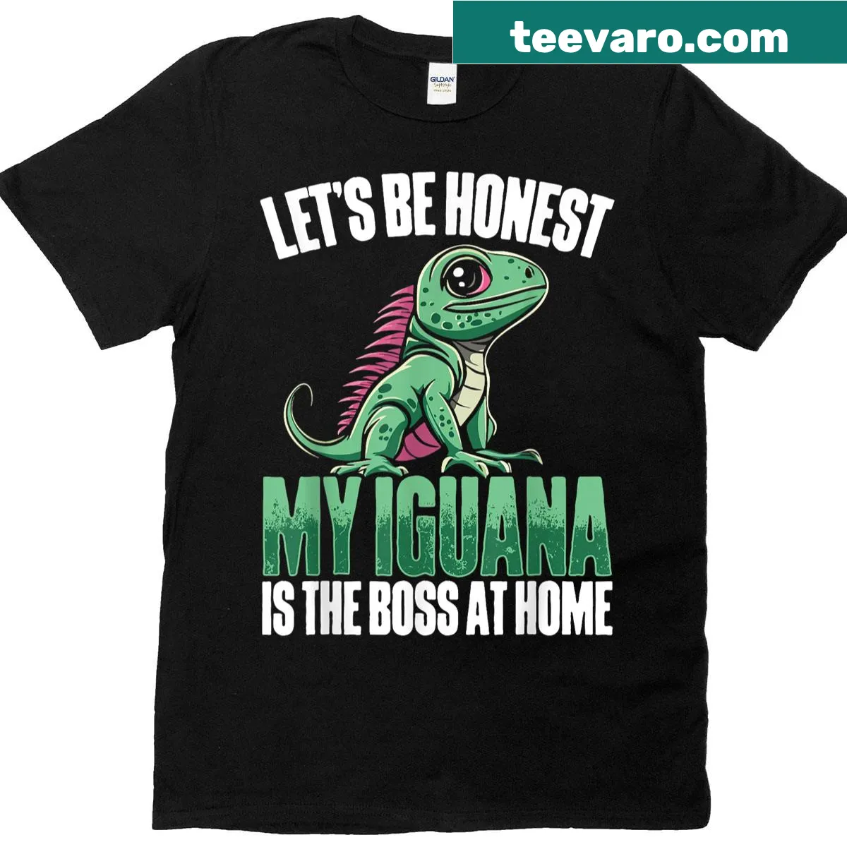 Illustration of a cute iguana with a saying on a T-shirt — on a men's t-shirt