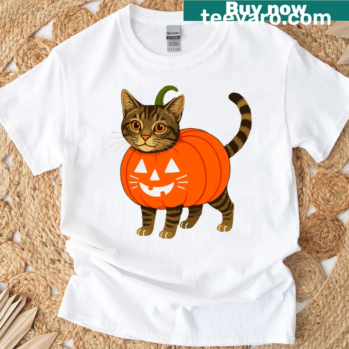 Cat inside a pumpkin with a funny expression for Halloween — on a men's t-shirt