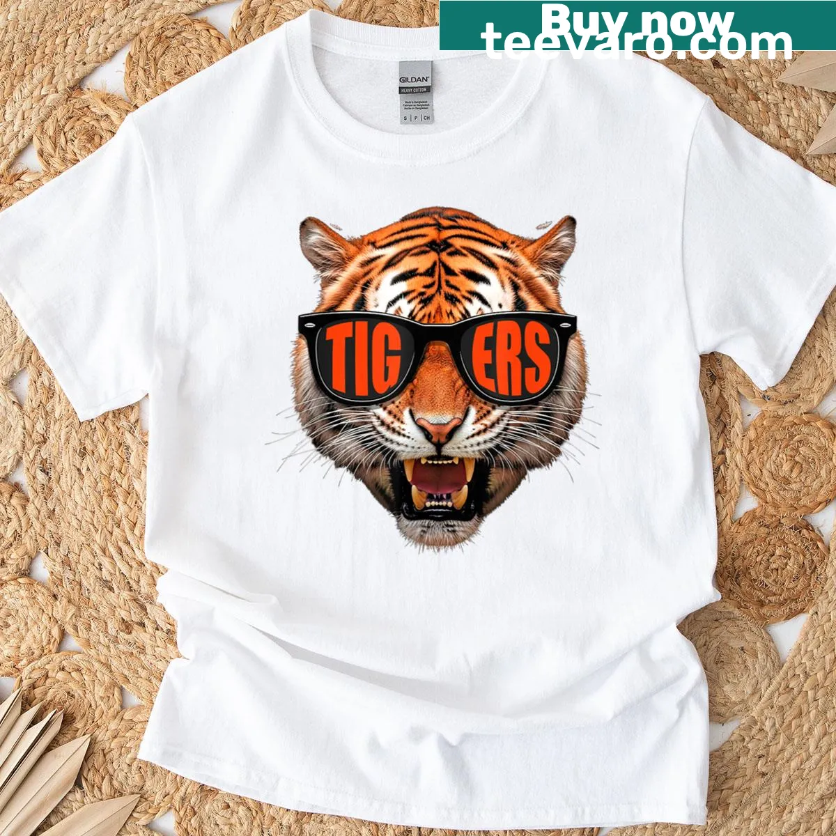 Retro heart and tiger graphic design on a T-shirt — on a men's t-shirt