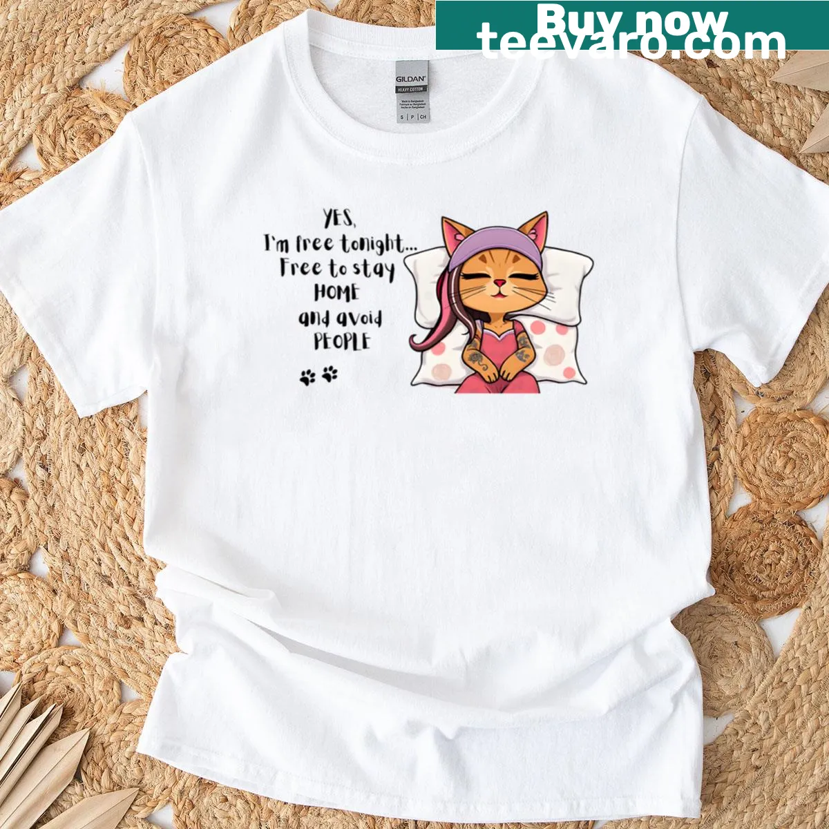 Shirt with the phrase 'I’m Free Tonight' — on a men's t-shirt