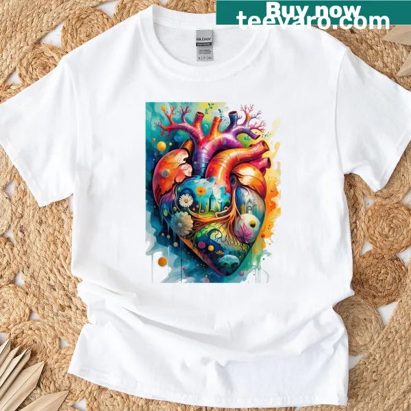 Minimalist heart graphic T-shirt