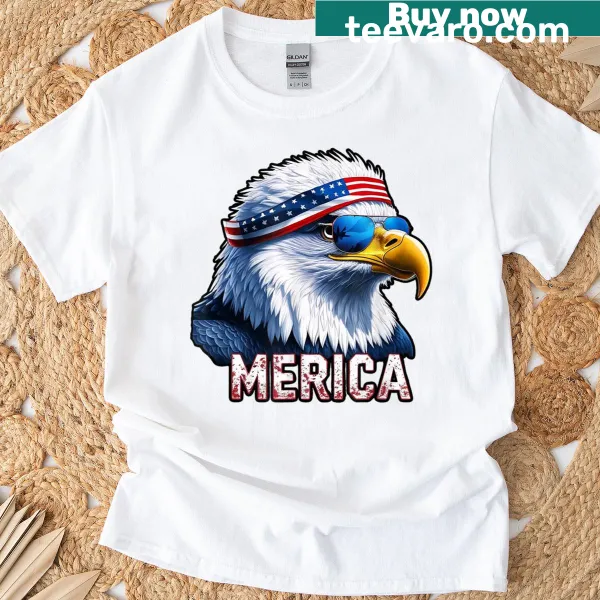Patriotic T-shirt with an eagle and American flag design