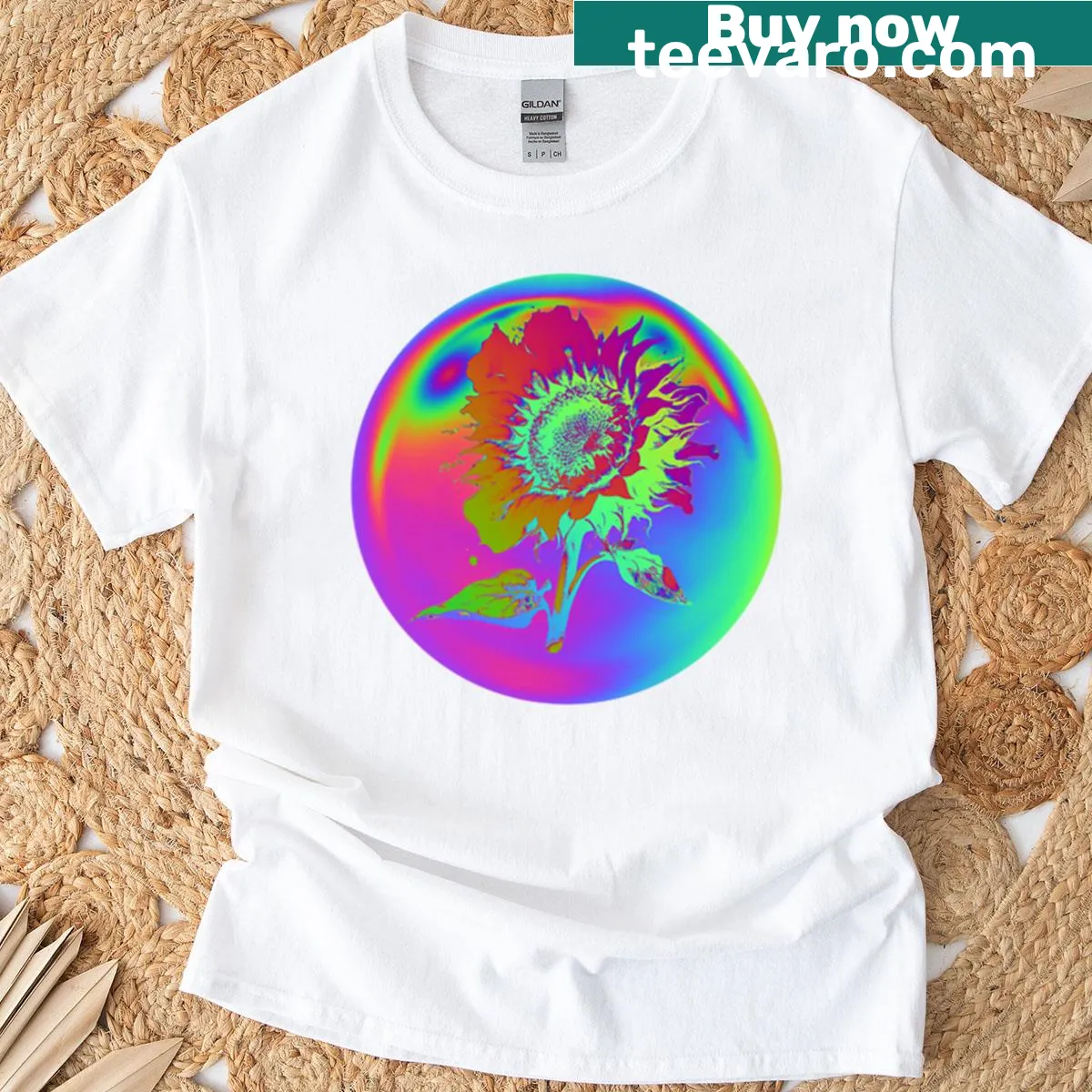 Psychedelic sunflower graphic on a cheerful T-shirt for nature lovers. — on a men's t-shirt