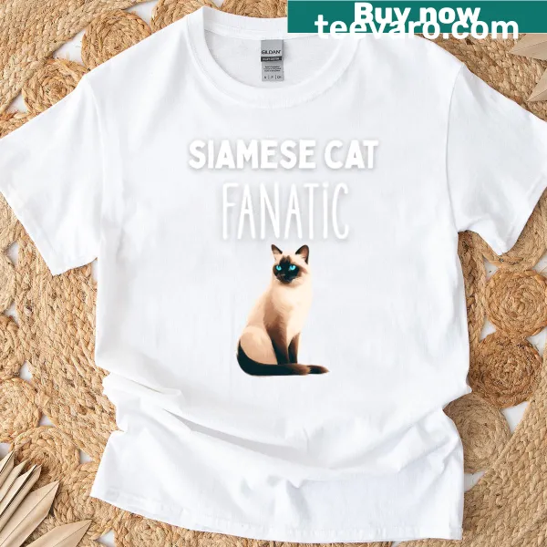 Cartoon design of Siamese cat for cat lovers on t-shirt