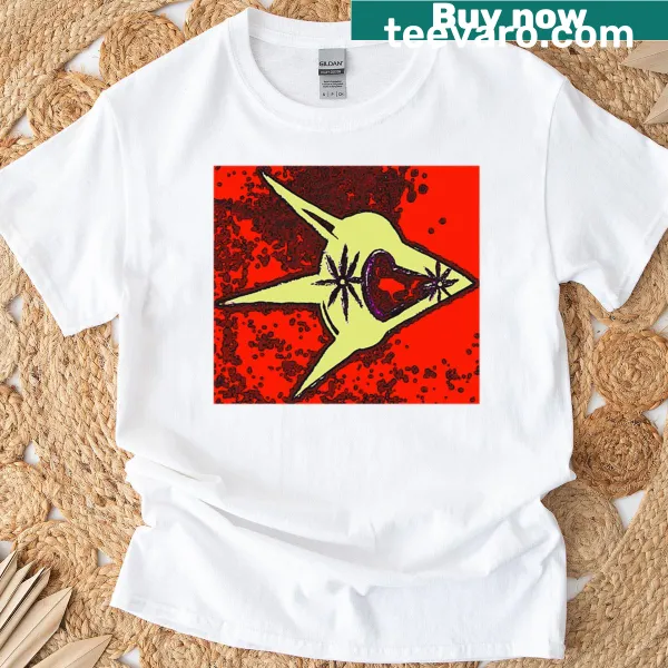 T-shirt featuring an adventurous spaceship design