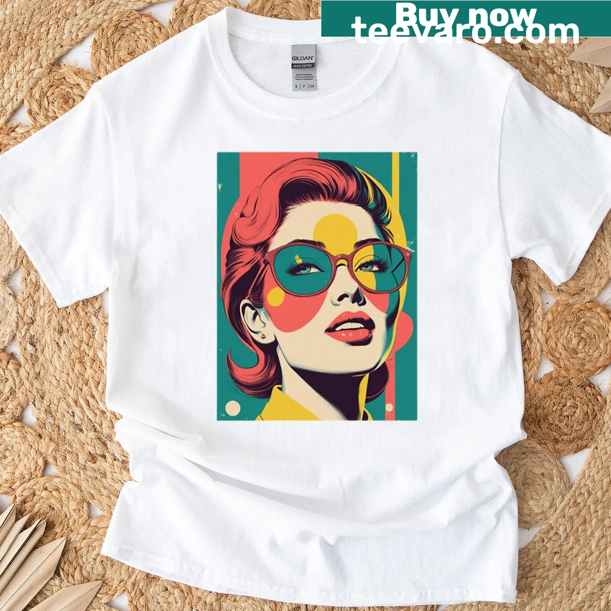Pop art portrait of a woman with red sunglasses on a t-shirt. — on a men's t-shirt