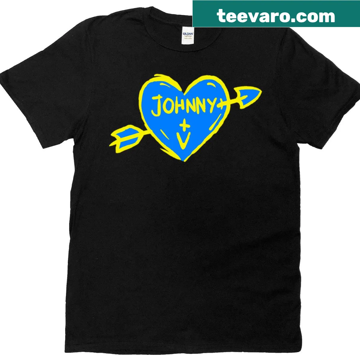 Cyberpunk 2077 themed T-shirt featuring Johnnyv's recolored design. — on a men's t-shirt