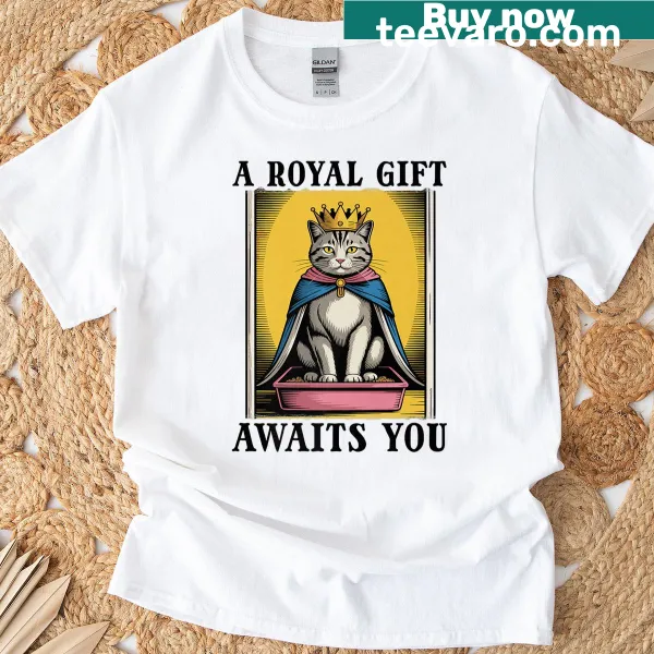 Funny Cat Lover T-shirt with litter box humor