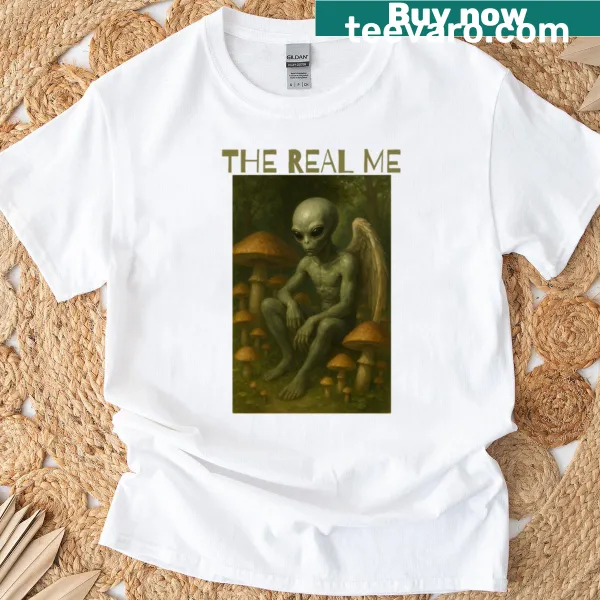 Cartoon design T-shirt with alien mushrooms