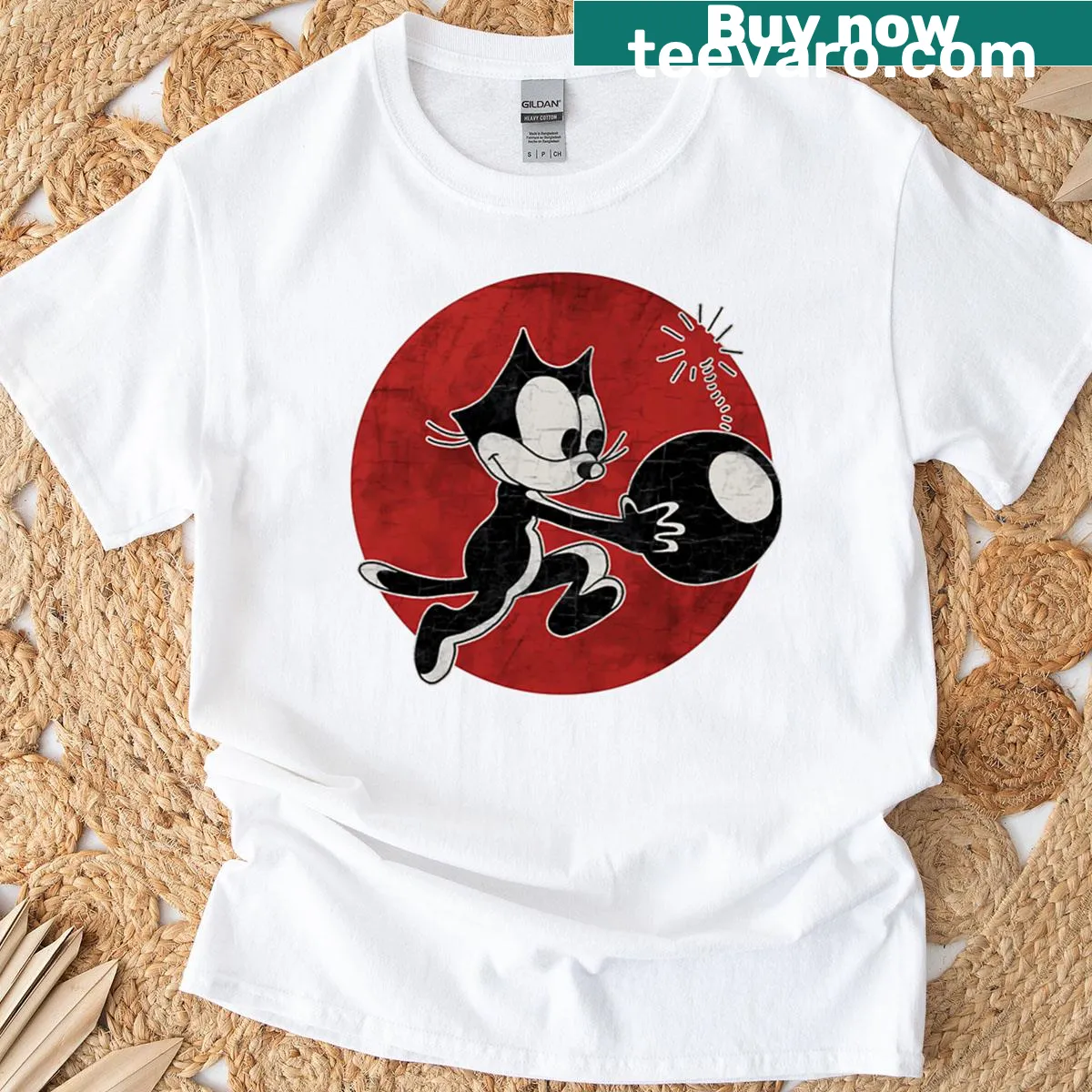 Illustration of Felix the Cat on a t-shirt — on a men's t-shirt