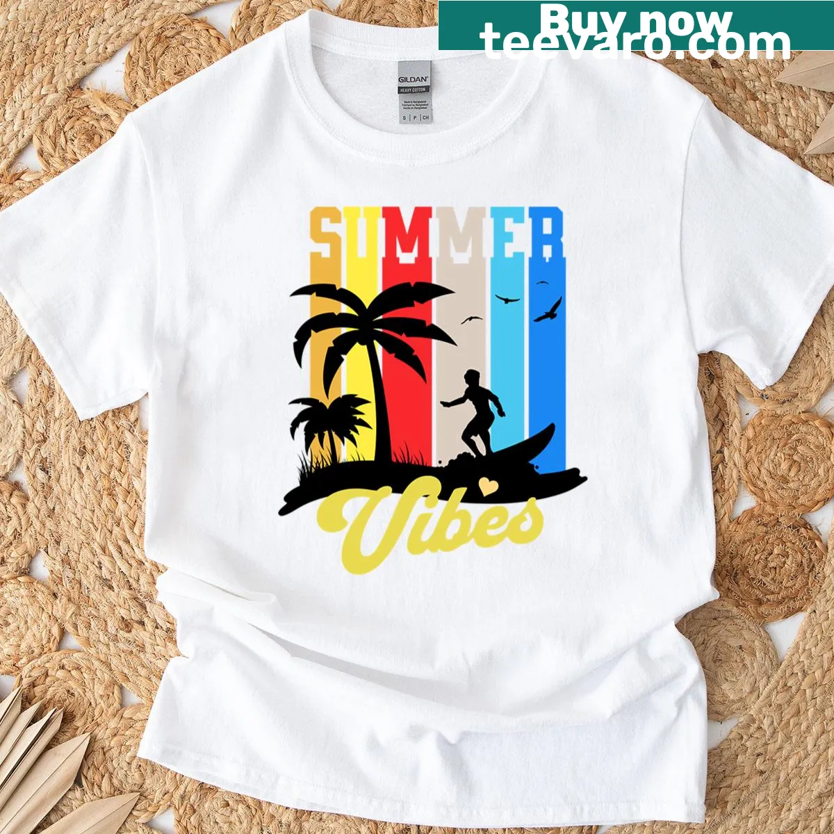 Illustration of summer vibes and beach scenes on T-shirt — on a men's t-shirt