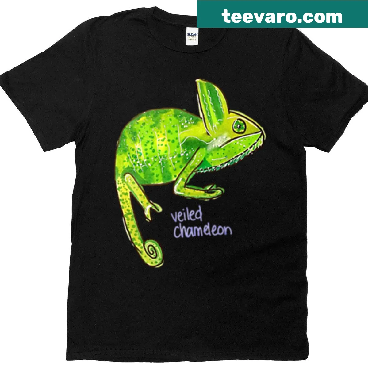 Illustration of a veiled chameleon on a T-shirt. — on a men's t-shirt