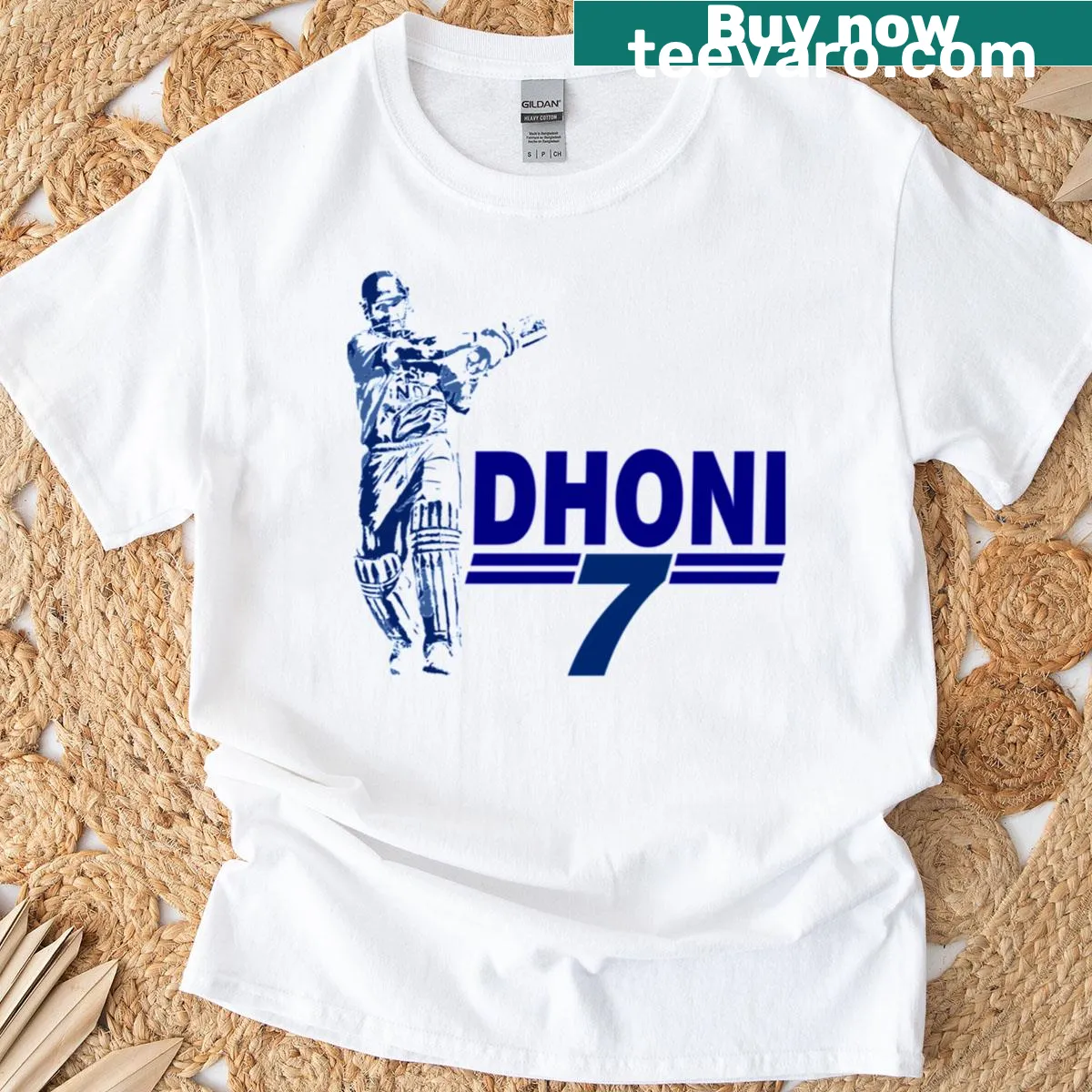 Graphic T-shirt featuring the number 7 in tribute to Dhoni — on a men's t-shirt