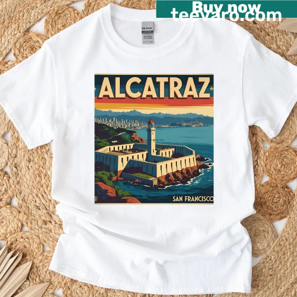 Oversized vintage graphic T-shirt featuring Alcatraz