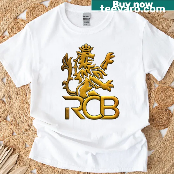 Oversized cricket fan T-shirt with bold design