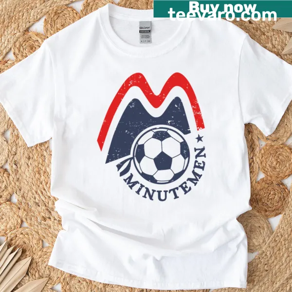 Vintage T-shirt featuring the Boston Minutemen logo from 1974