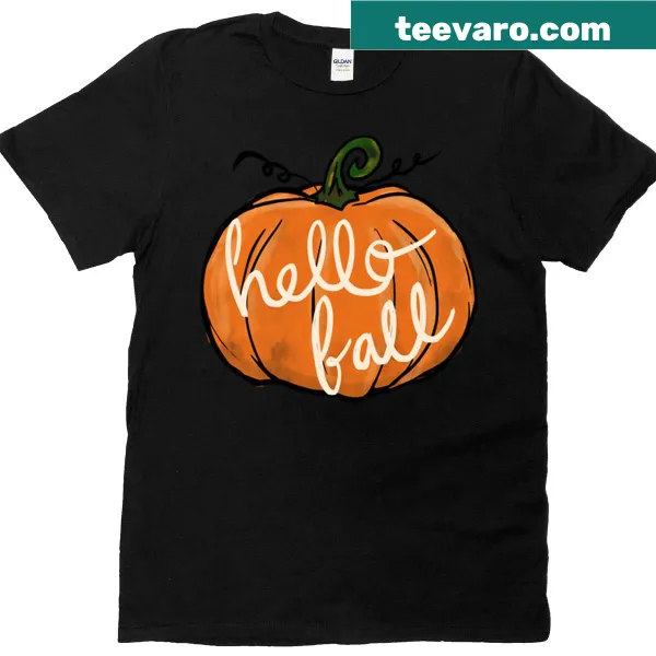 T-shirt with a charming pumpkin design celebrating fall