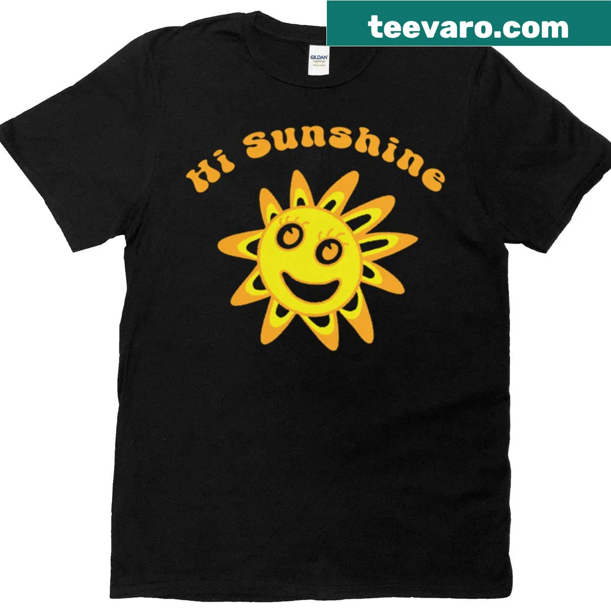 Positive graphic t-shirt with the phrase 'Hi Sunshine' — on a men's t-shirt