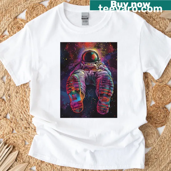 Casual t-shirt featuring the phrase 'Up In The Air'