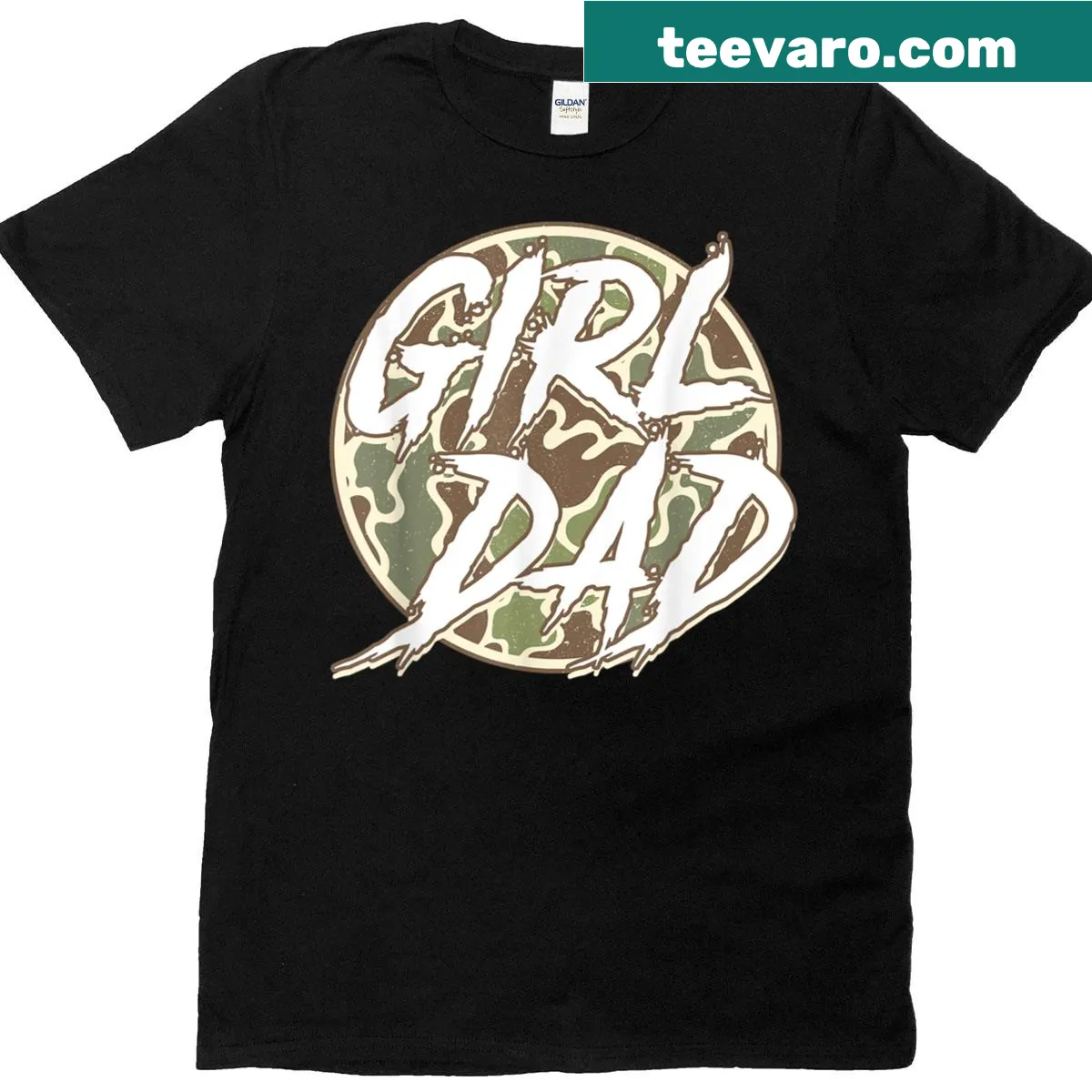 Vintage camouflage shirt with 'Papa Daddy Life' text. — on a men's t-shirt