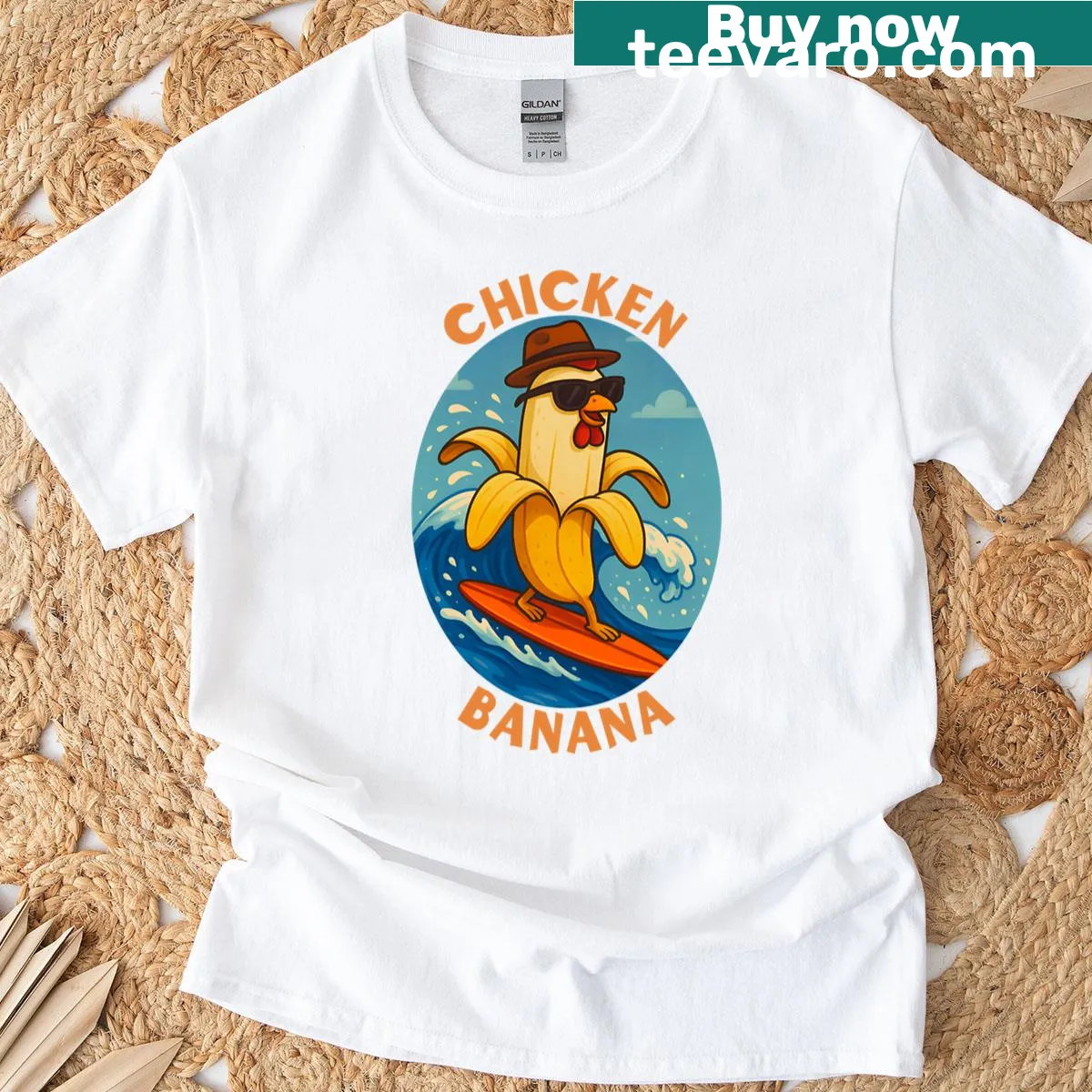 Fun design with a chicken and banana on a T-shirt — on a men's t-shirt