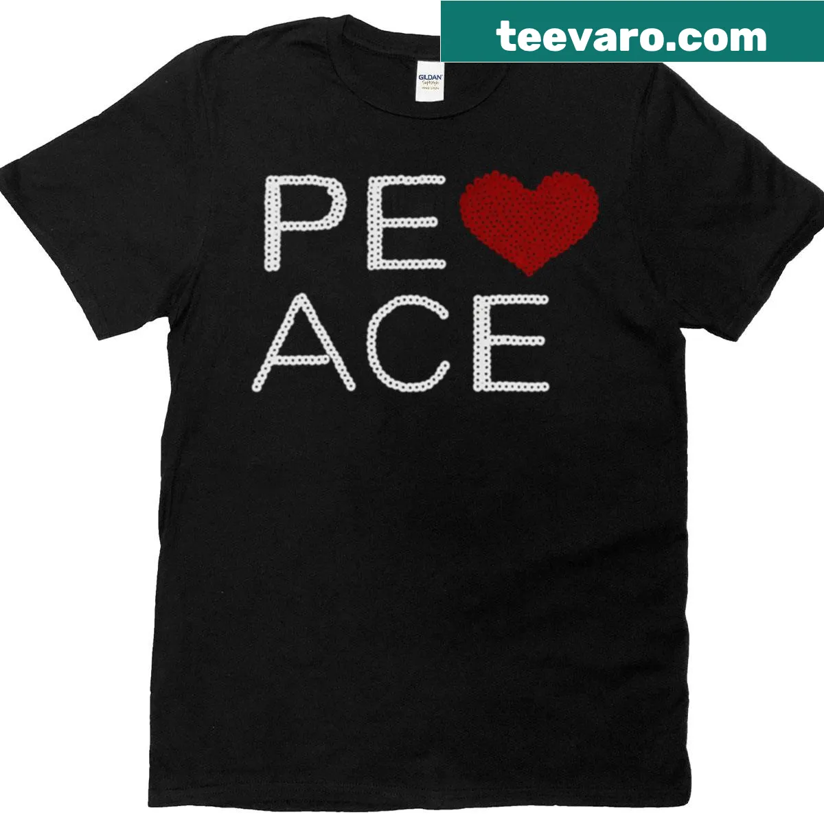 Line-art design featuring 'Paz e Amor' — on a men's t-shirt