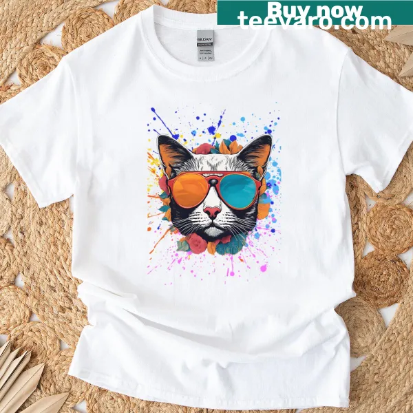 Illustration of a calm cat on a relaxing T-shirt