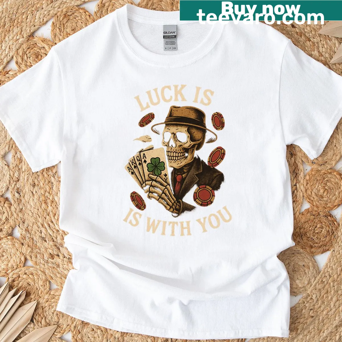 Oversized T-shirt with vintage poker skull graphic — on a men's t-shirt