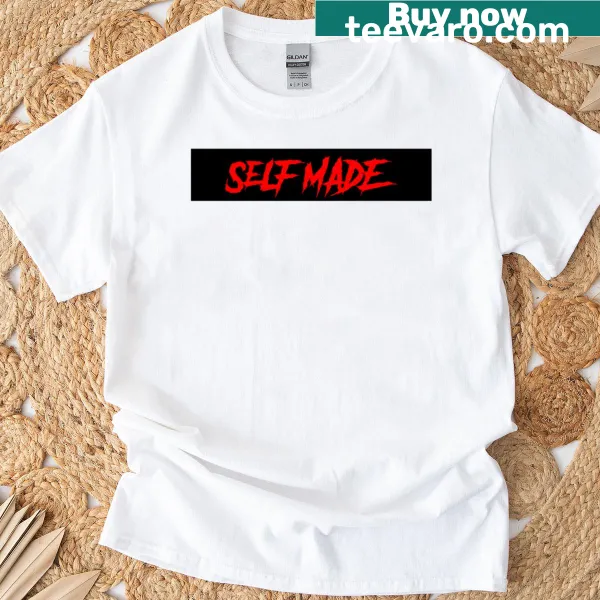 Boxy T-shirt with 'Self Made' graphic
