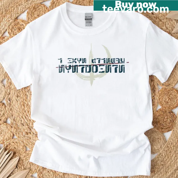 Aurebesh text t-shirt showing friendship in sci-fi style