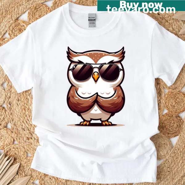 Cool cartoon owl in aviators T-shirt