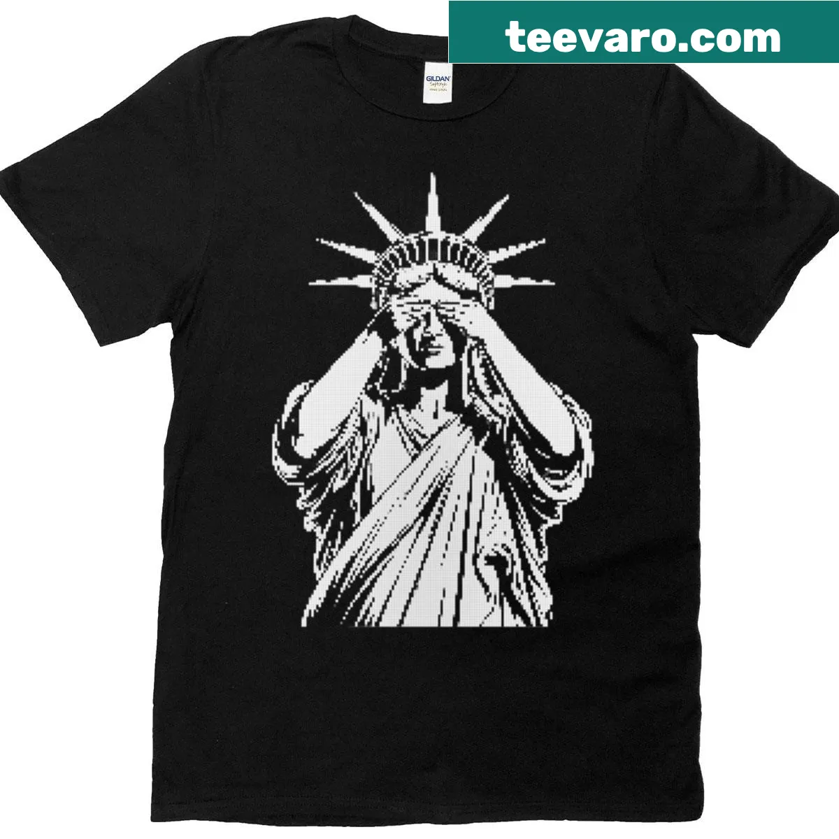 Boxy T-shirt with illustration of the Statue of Liberty covering her face in shame — on a men's t-shirt