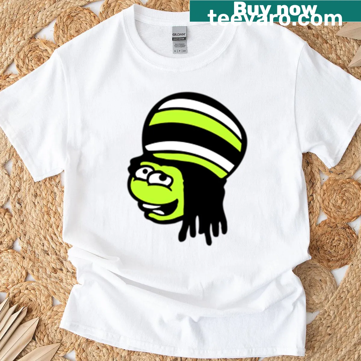 Frog wearing a reggae hat in a humorous design for music fans — on a men's t-shirt