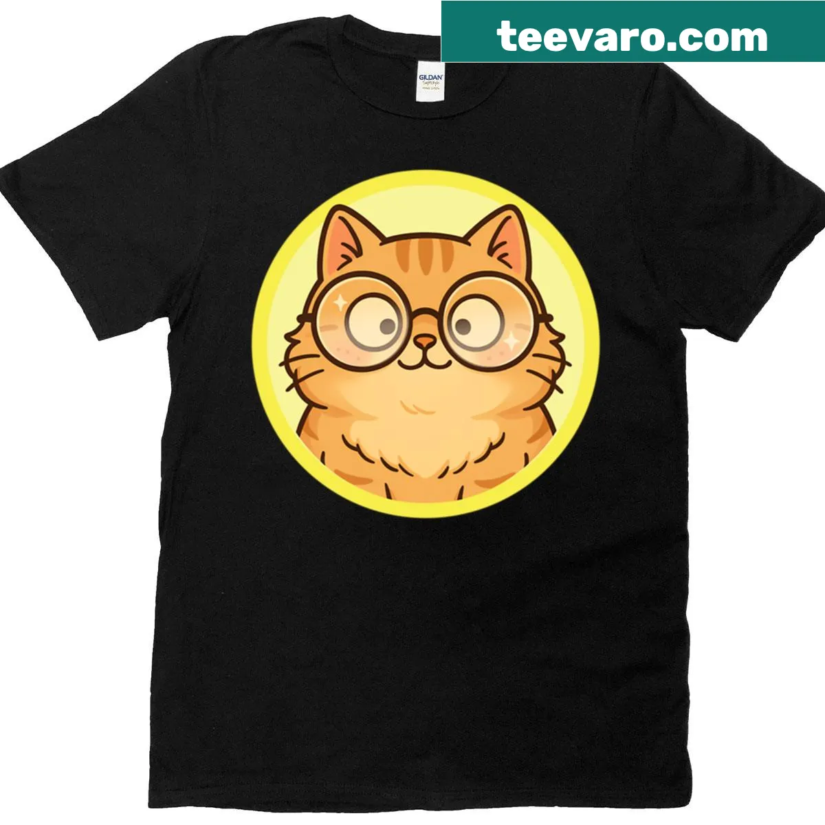 Cute illustrated cat wearing nerdy glasses on a T-shirt. — on a men's t-shirt