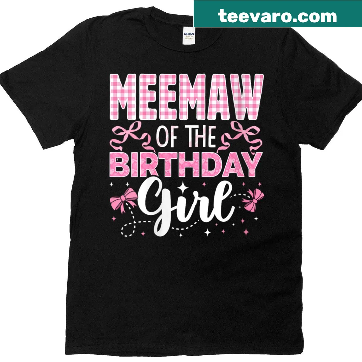 Cute T-shirt for grandmothers saying "Meemaw Of The Birthday Girl" with a bow illustration. — on a men's t-shirt