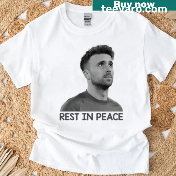 Memorial shirt with the phrase 'Rest In Peace Diogo Jota' prominently displayed